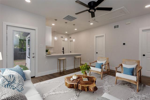 Photo - 6675 Half Elm St