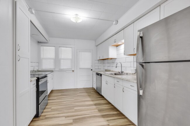 Photo - 1632 9th St Unit 4