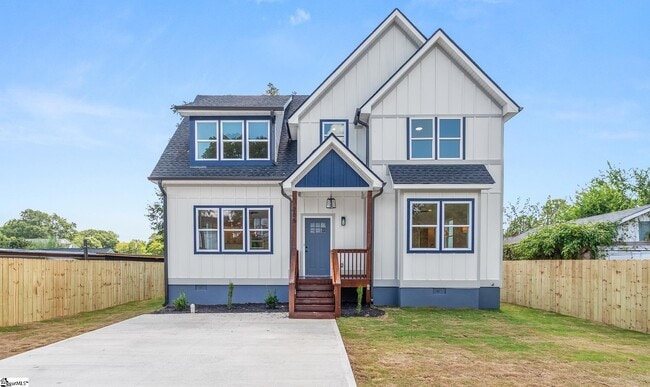 Building Photo - 305 Valley St