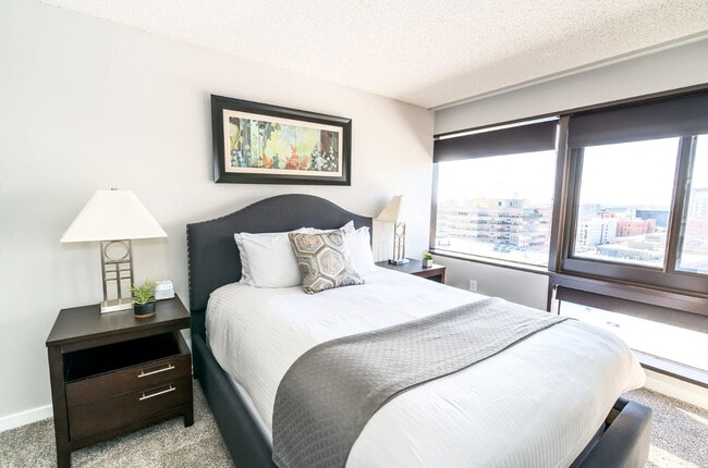 Photo - 127 Greyrock Pl Unidad FL16-ID1050389P