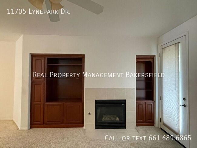 Photo - 11705 Lynepark Dr