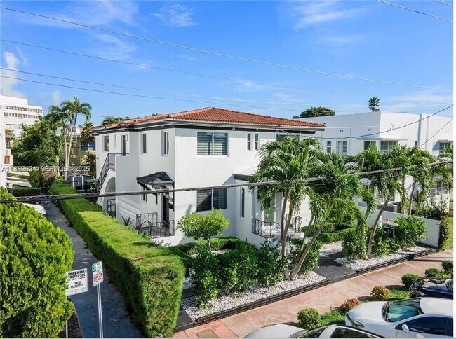 Building Photo - 815 W 39th St Unit 1