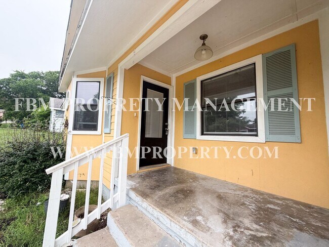 Photo - 108 Sunset Cir