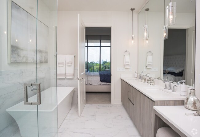 2BR, 3BA - 1,996 SF