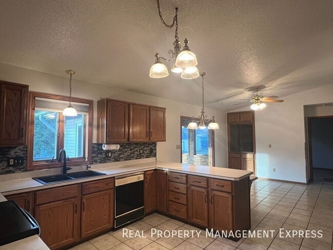 Photo - Stunning 4 Bedroom 2.5 Bath Home in South East Sioux Falls