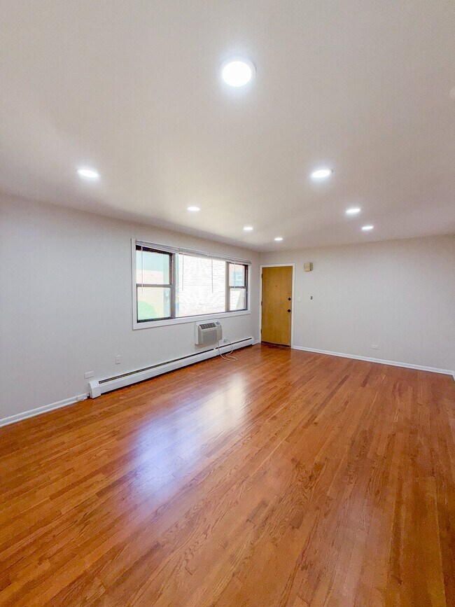 Photo - 9012 Lamon Ave Unit 2