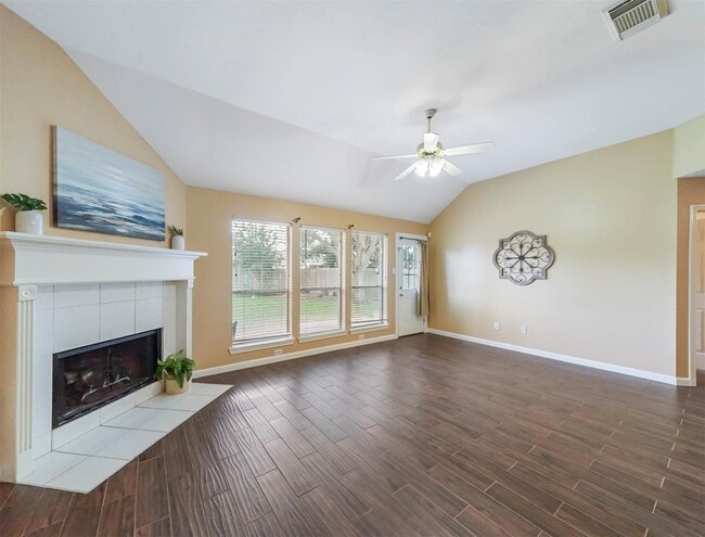 Photo - 5219 Bay Pines Dr