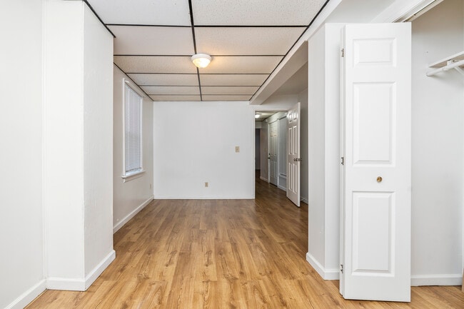 Building Photo - 110 Lancaster St Unit B Rental