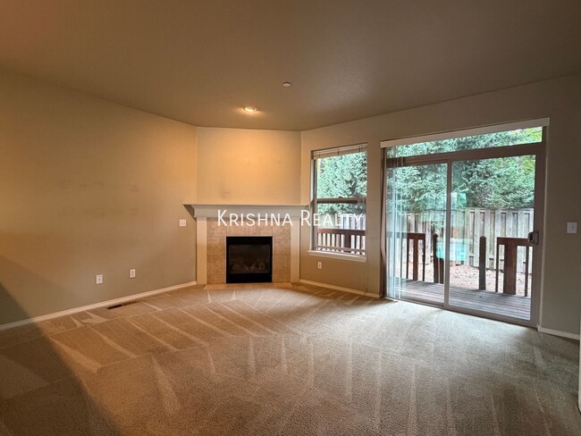 15561 SW Stone Ridge Cir