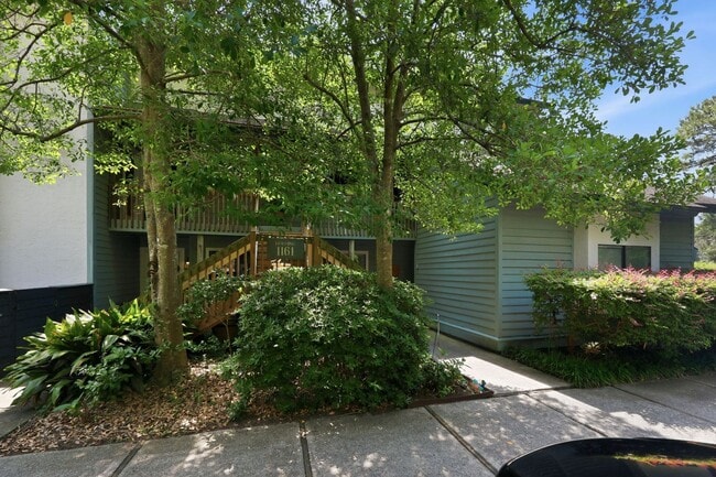 Photo - Spacious 2BR Condo in Desirable Snee Farm