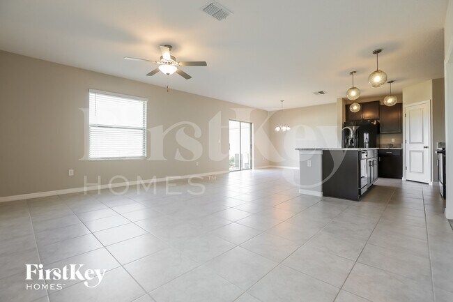 Photo - 1045 7th Ave NW