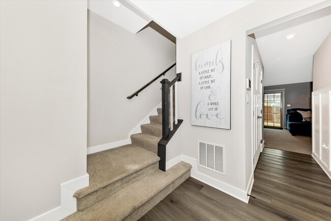 Photo - 166 Drydock Way