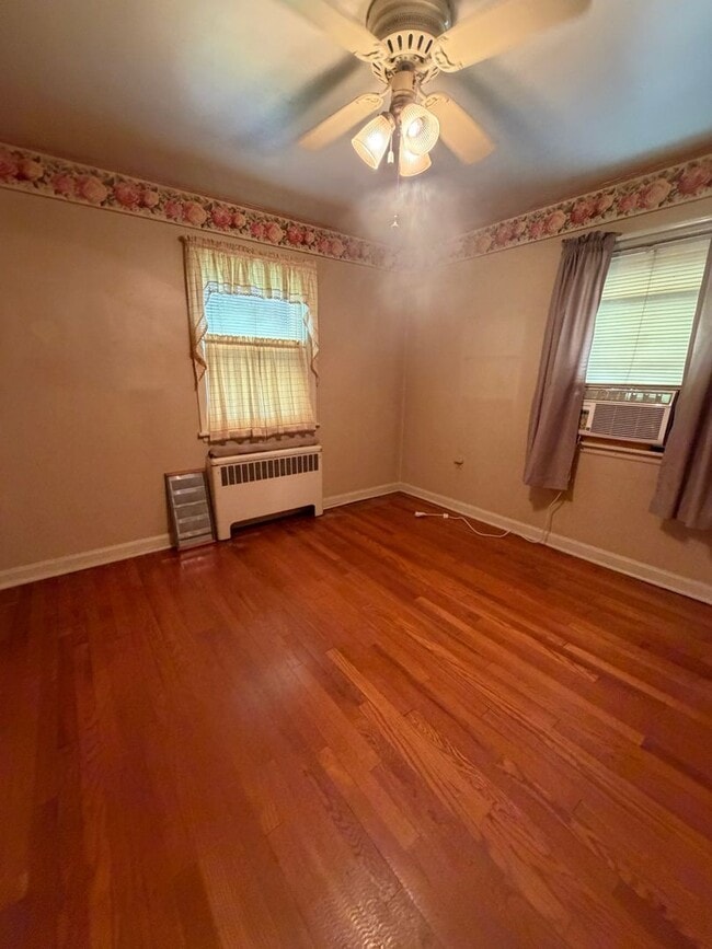 Photo - 903 Green Terrace