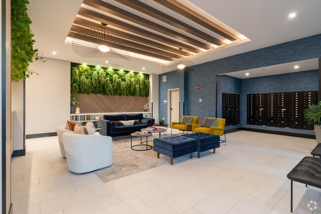 Photo - 1100 Michigan Ave.