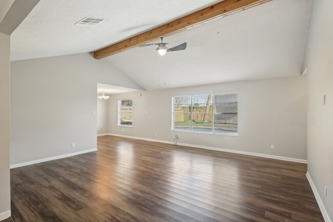 Building Photo - 3212 Wavecrest St