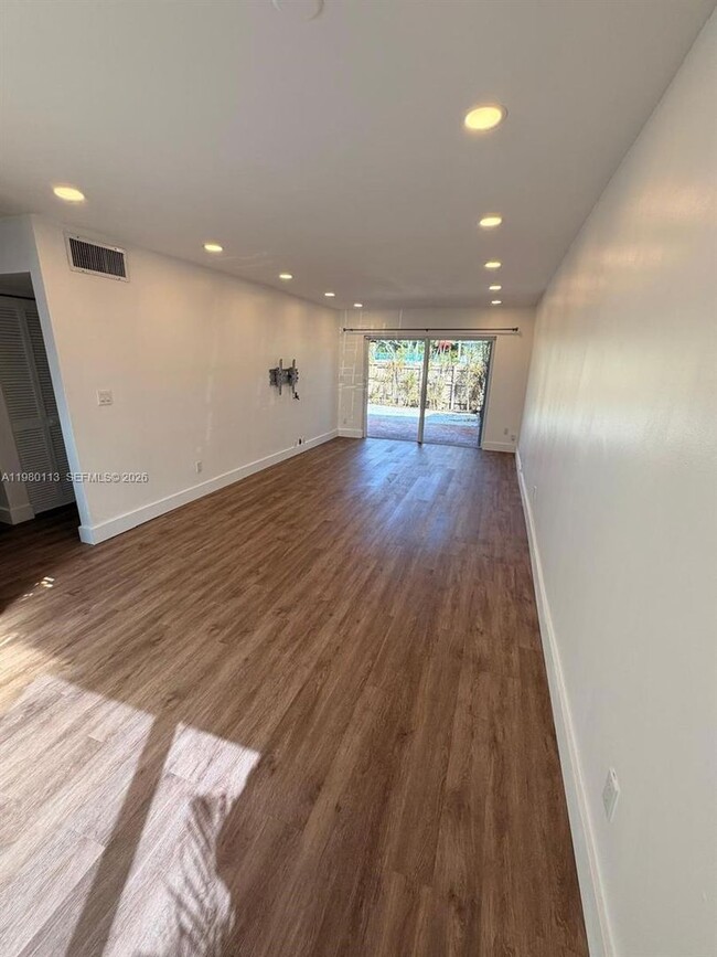 Photo - 7101 SW 113th Ct