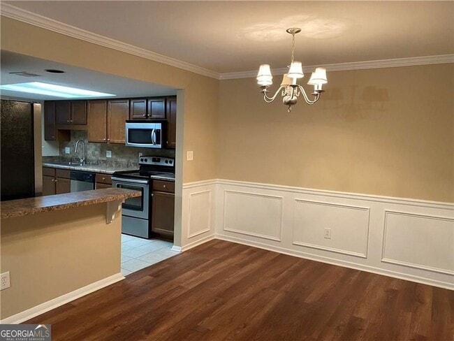 Photo - 2207 Surrey Ct