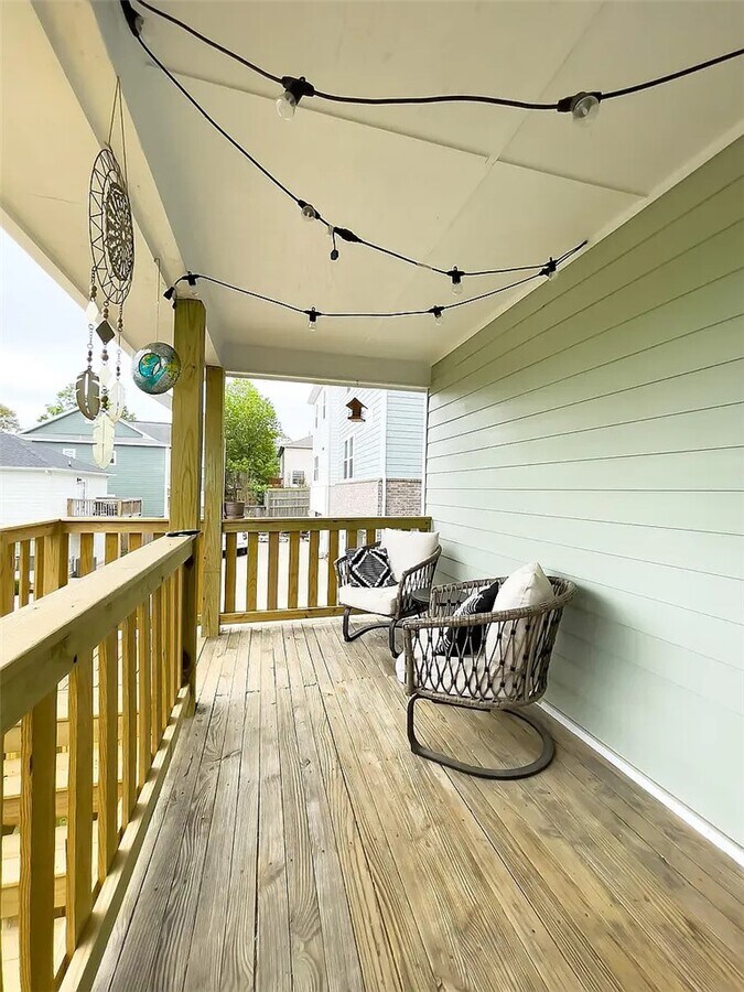 Photo - 558 Highland Ave