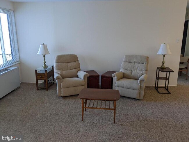 Photo - 4501 Arlington Blvd Unit 718