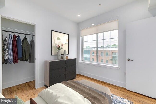 Building Photo - 2101 Washington Ave Unit LAYOUT D -  207