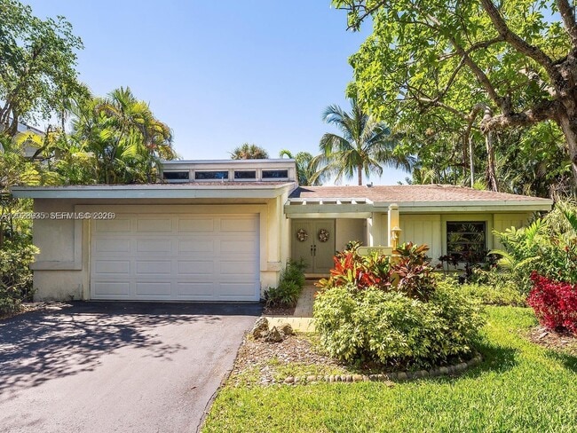 Building Photo - 9055 SW 78th Ct
