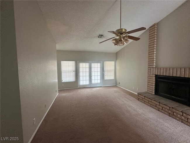 Photo - 5709 Palma del Sol Way