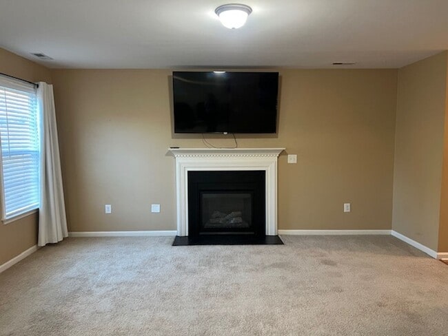 Photo - 68 Bicentennial Way