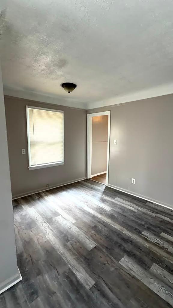 Photo - 12519 Laing St