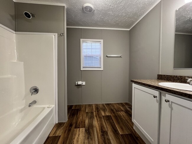 Photo - 74 W Sourwood Dr