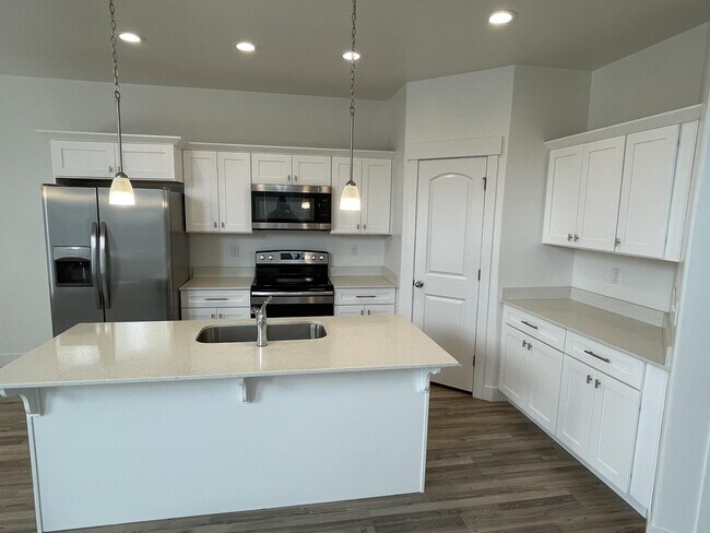 Photo - 16092 S Bodmin Way