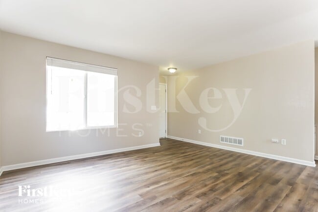 Photo - 2548 S Genoa Ct