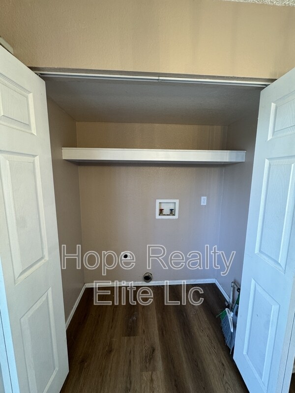 Photo - 2522 Knob Hill Ct