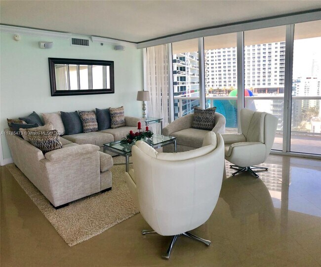 Photo - 1830 S Ocean Dr Unidad 1701