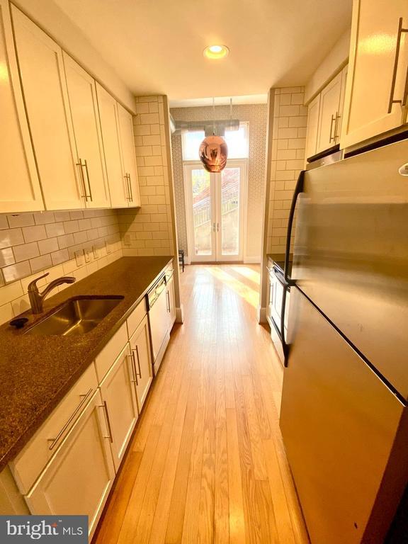 Photo - 2035 2nd St NW Unit GL05