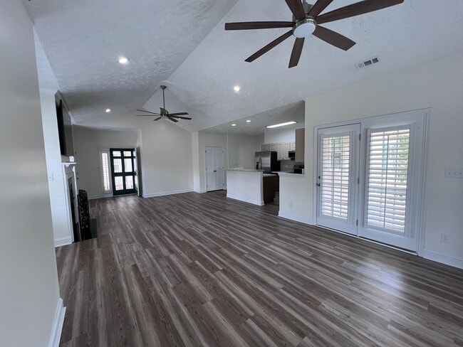 Photo - 812 Sage Creek Ln