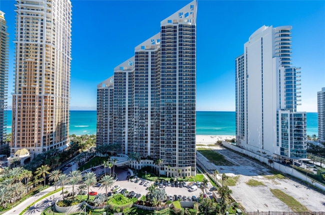 Photo - 17550 Collins Ave Condominio