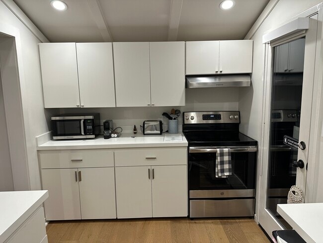 1300 Greenleaf Canyon Rd Unit studio cottage