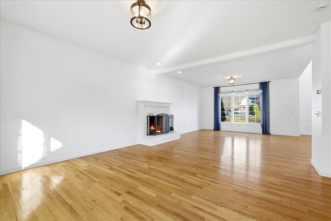 Photo - 48 Blue Hills Dr