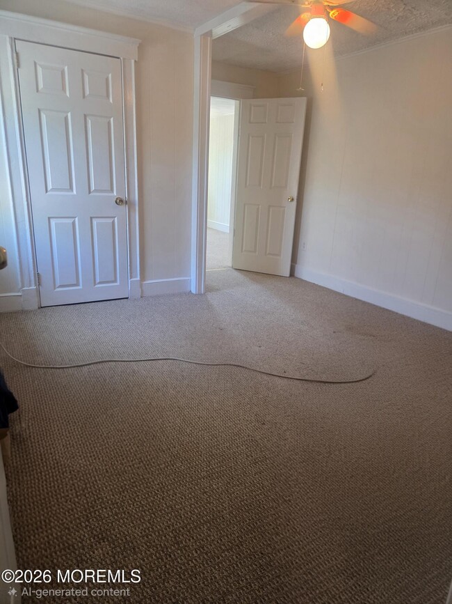 Photo - 612 Lareine Ave