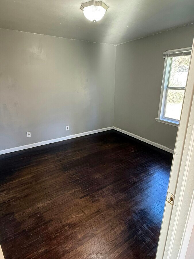 Photo - 810 S Terrace Dr