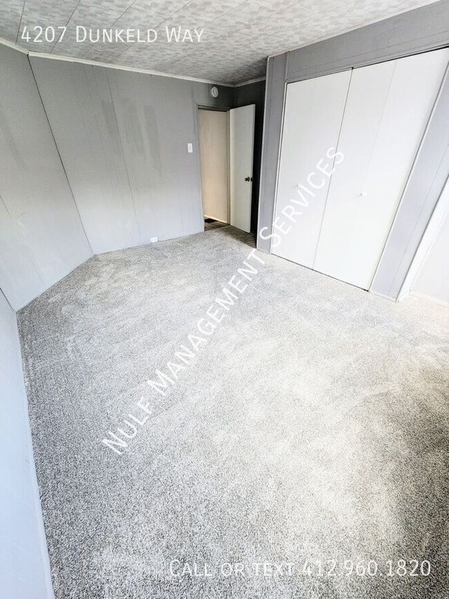 4207 Dunkeld Way