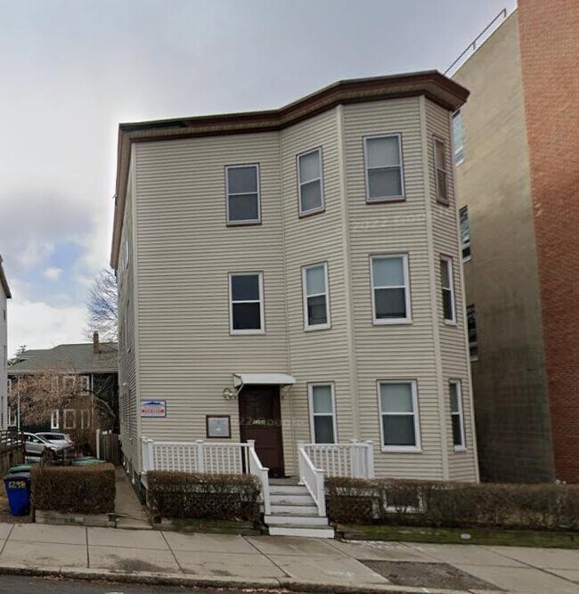 1304 Broadway