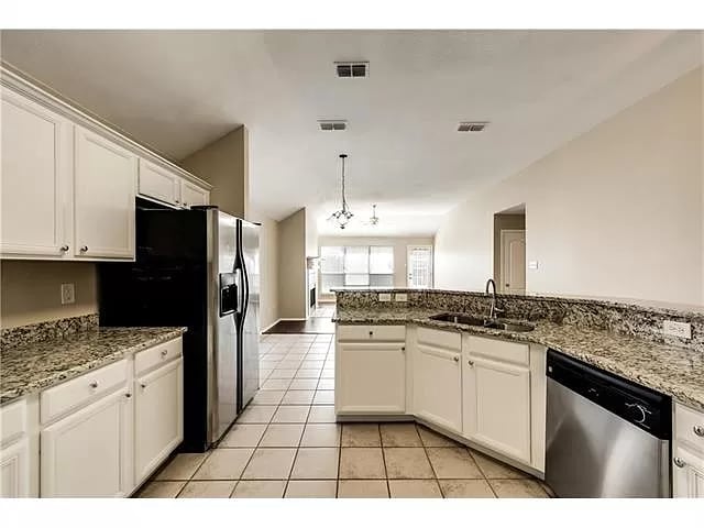 Photo - 9117 Newport Ln