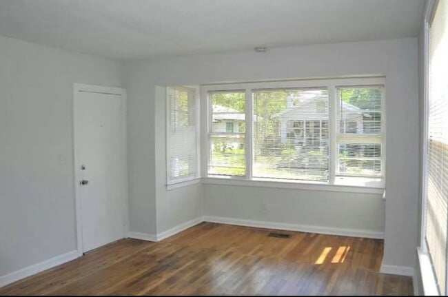 Photo - 1098 Cherry St Unidad 1