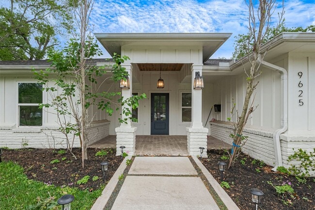 Building Photo - 9625 Panola Way Rental
