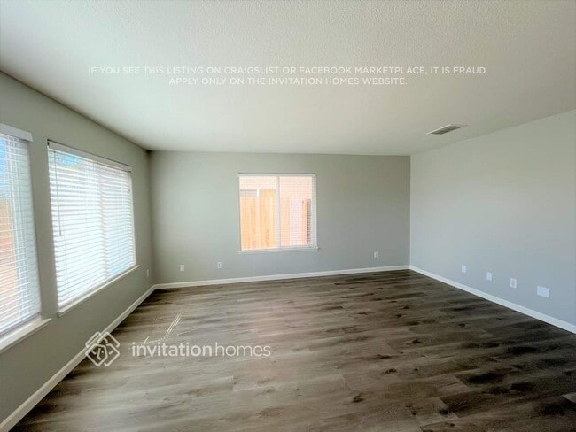 Photo - 1566 Maryclair Dr
