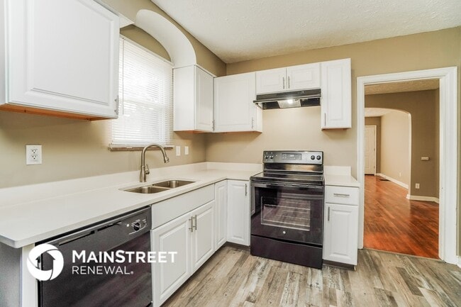 Photo - 821 S Harris Ave