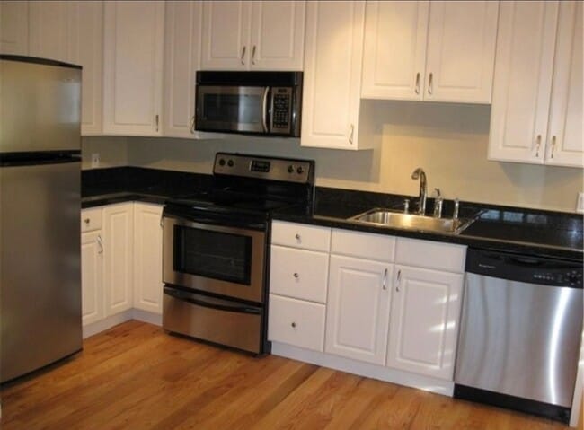 Photo - 203 E 3rd Ave