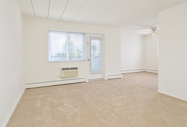 Sample Living Room - Norriton East Apartments