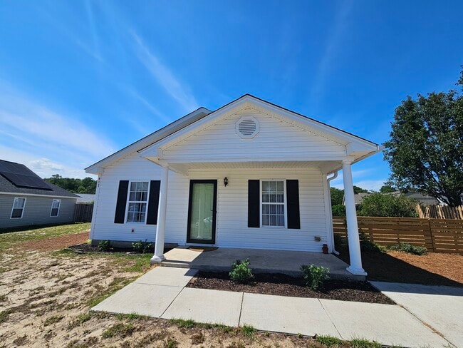 Building Photo - 417 Brecknock Ct